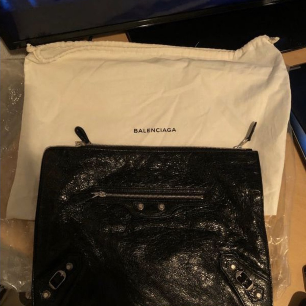 Authentic Balenciaga‎ clutch